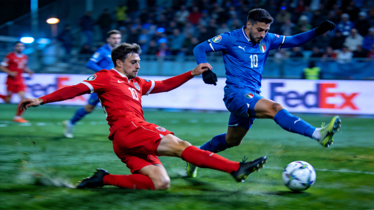 足球比赛直播画面，球员正在激烈拼抢